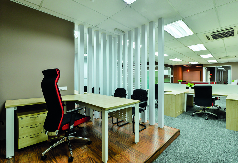 hamodal-office3