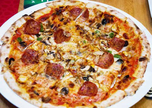 sikit-atas-piza