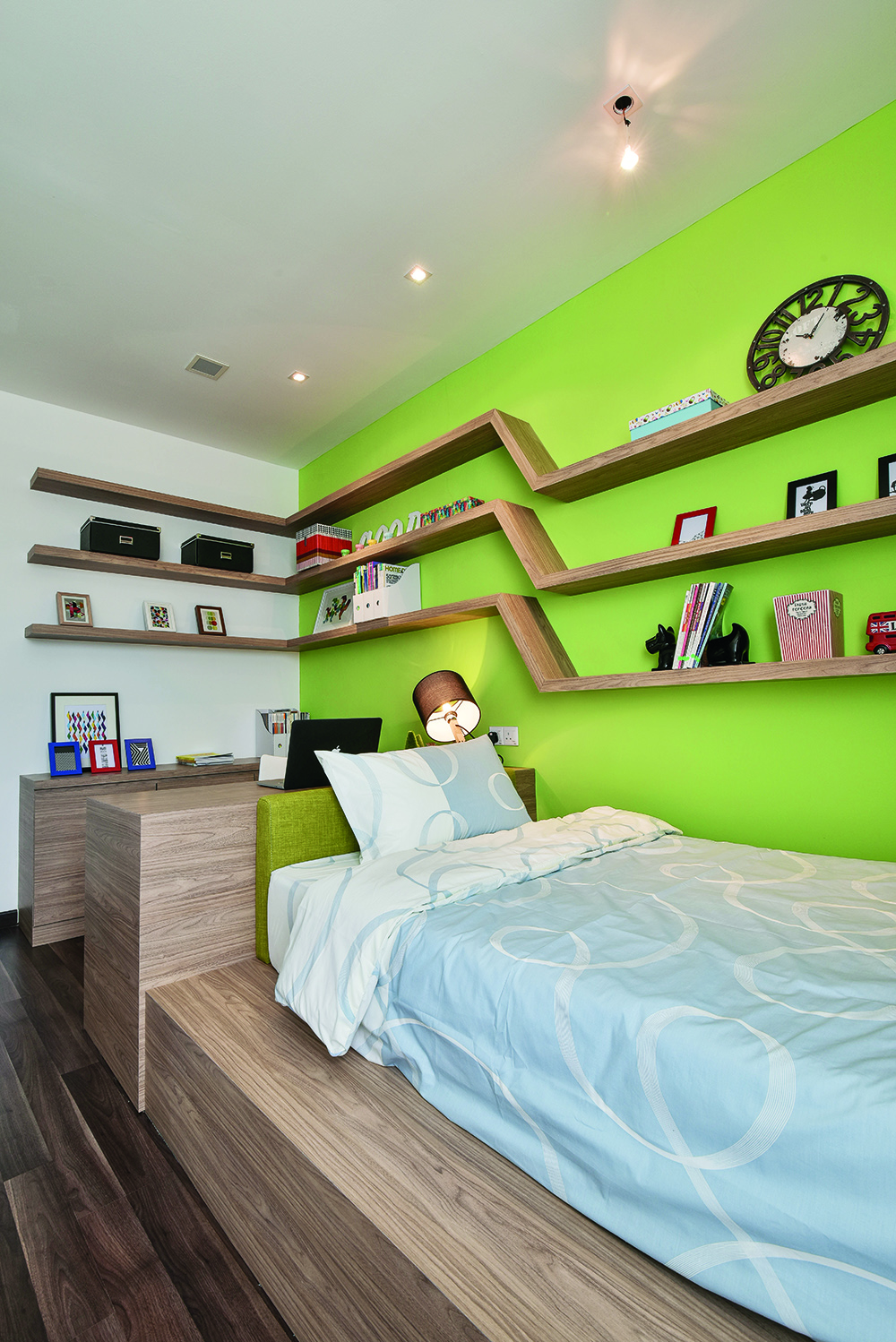 13-clever-space-5