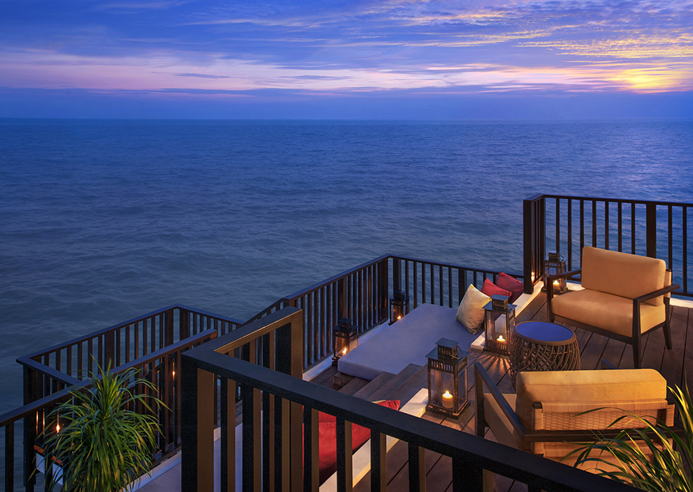 AVANI_Sepang_Royal_Villa_Balcony