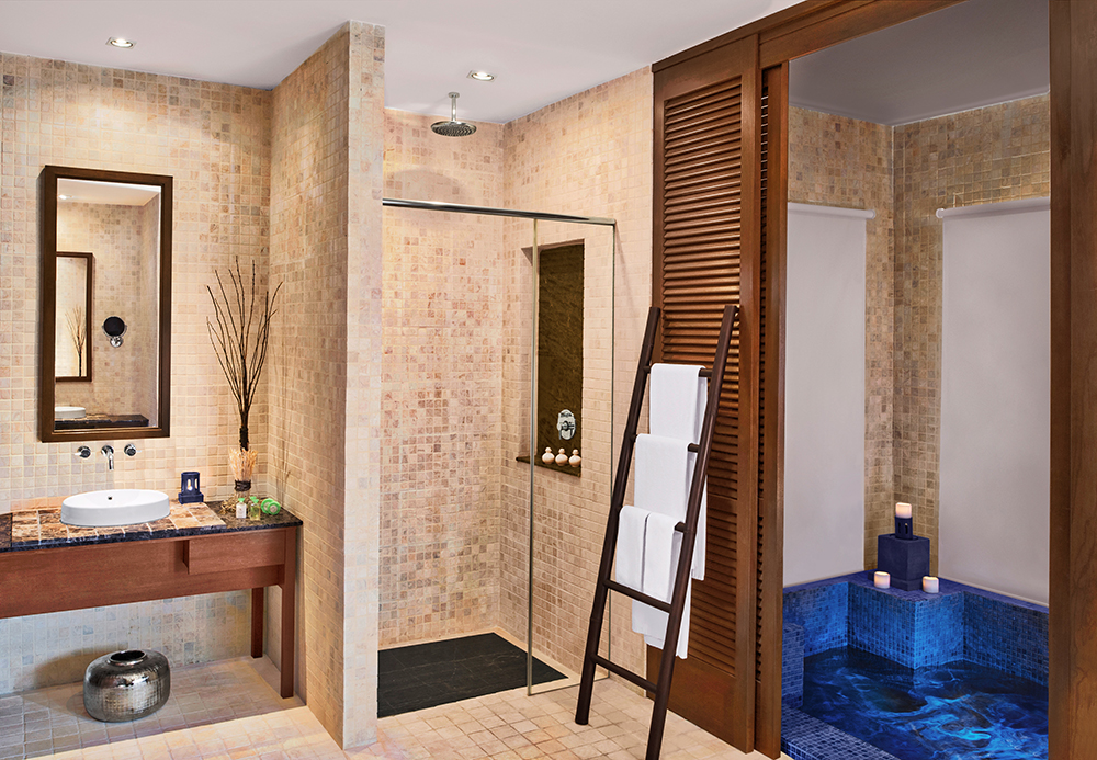 AVANI_Sepang_Royal_Villa_Master_Bathroom