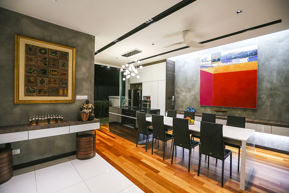 NU-infinity-Setia-Eco-dining-area