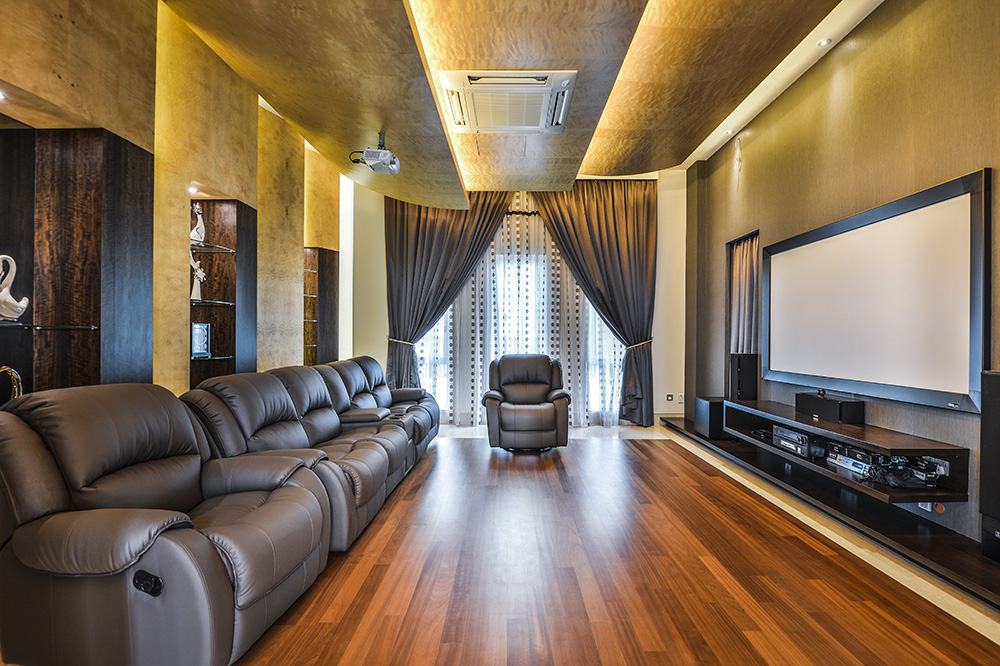 space-in-bungalow-theater