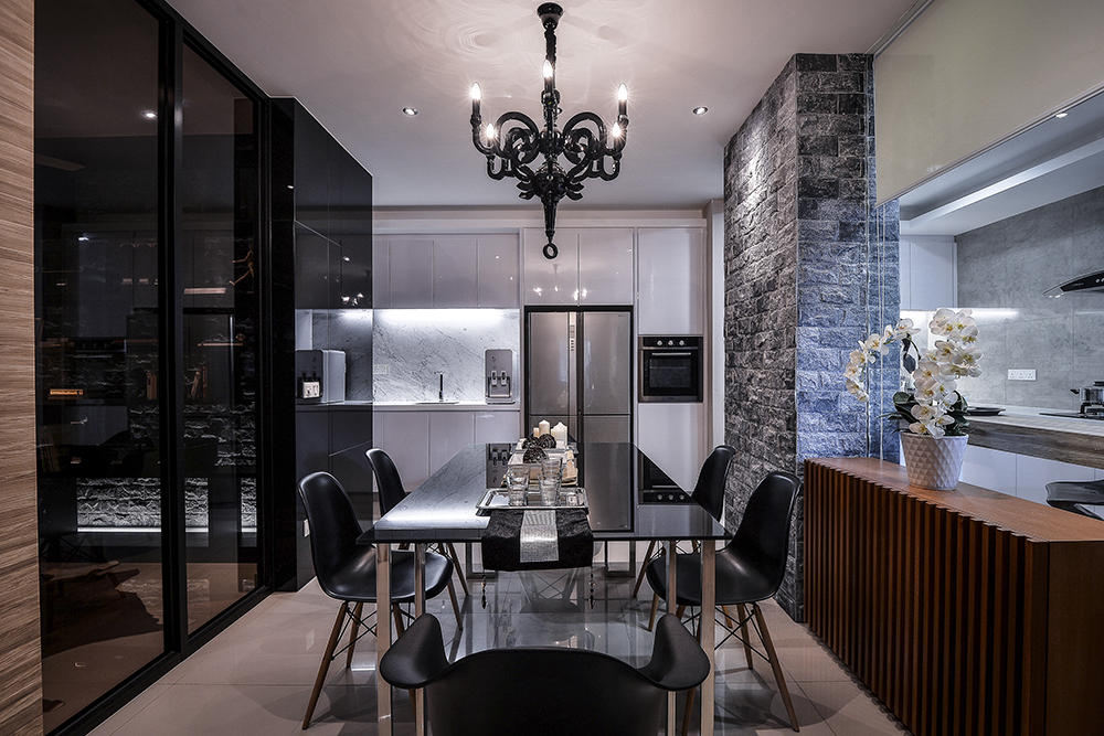 the-roof-studio-renovation-dining-1
