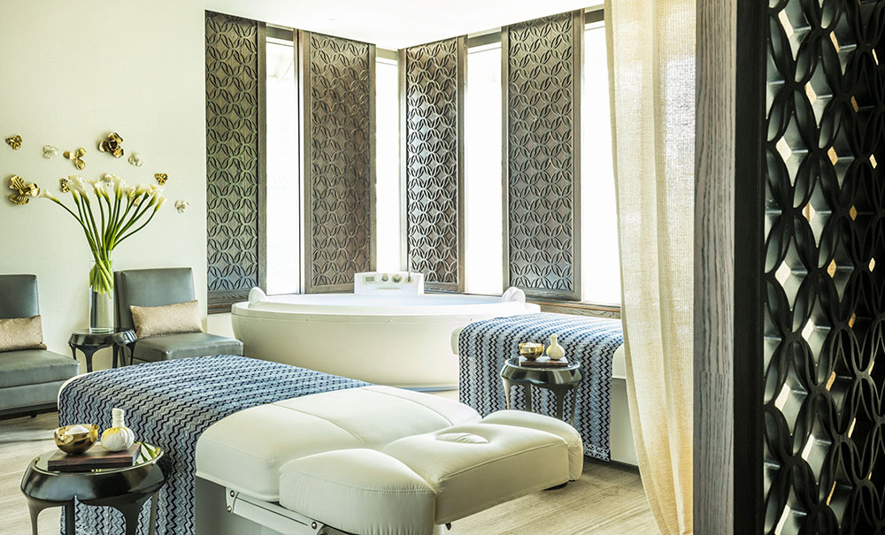 hotel_jakarta_4_season_presidential_suite_bathroom