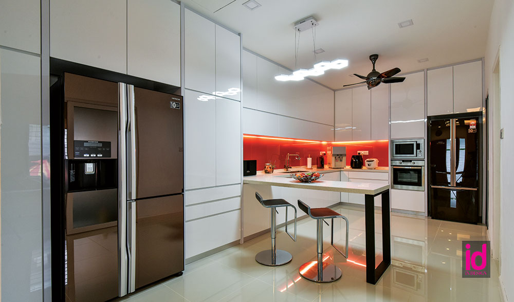 id_77_surface_r_kitchen