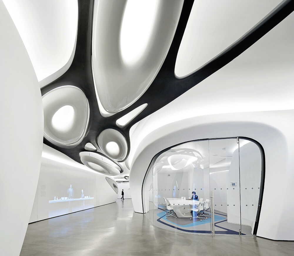 rr_zaha_hadid_roca_gallery