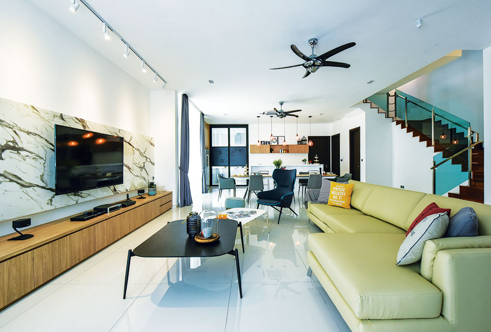 ch_156_yongstudio_living