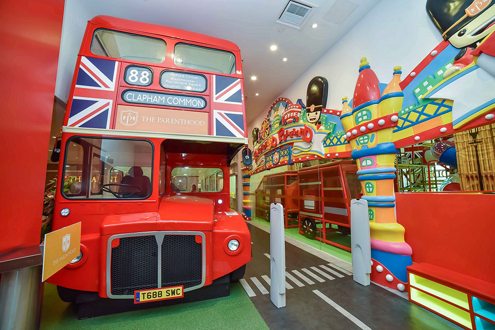 the_parenthood_booth_bus